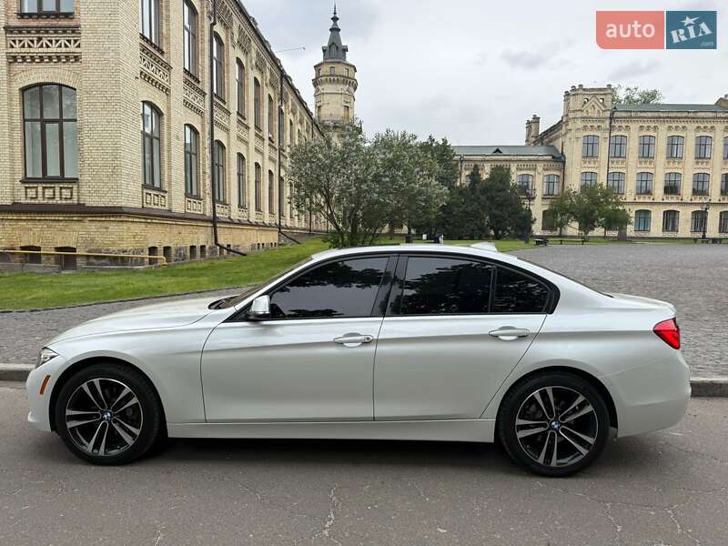 Седан BMW 3 Series 2016 в Києві