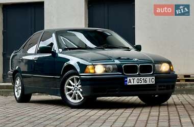 Седан BMW 3 Series 1993 в Тернополі
