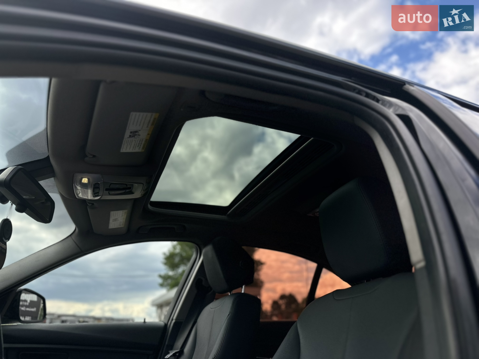 2015 BMW 3er - мініатюра 14