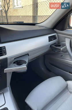 Универсал BMW 3 Series 2011 в 