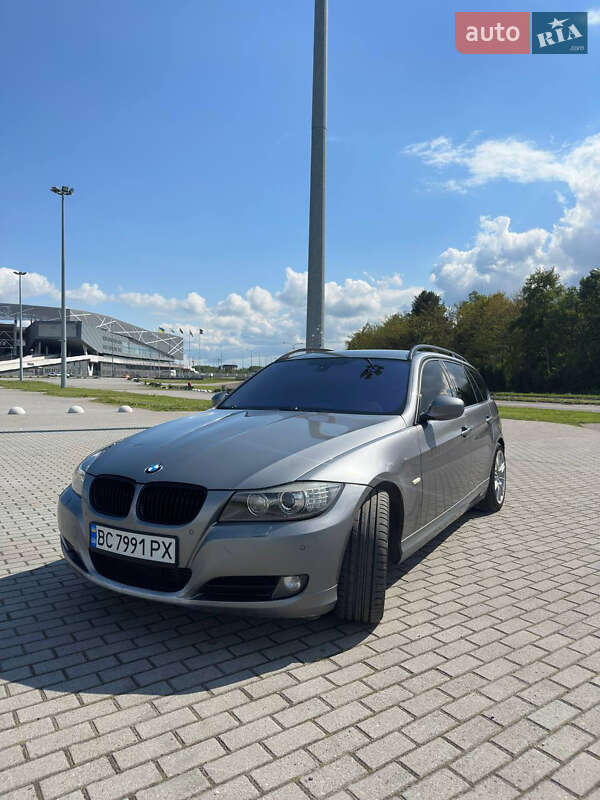 Универсал BMW 3 Series 2009 в Львове фото 27 Универсал BMW 3 Series 2009 в Львове