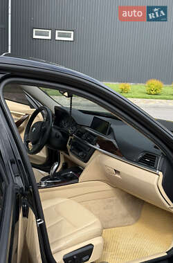 Седан BMW 3 Series 2012 в 
