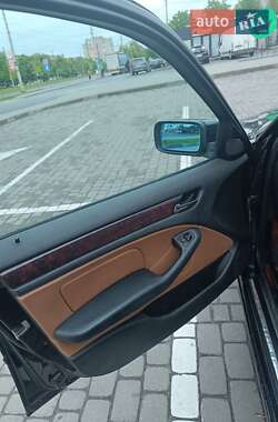 Седан BMW 3 Series 2002 в Ужгороді