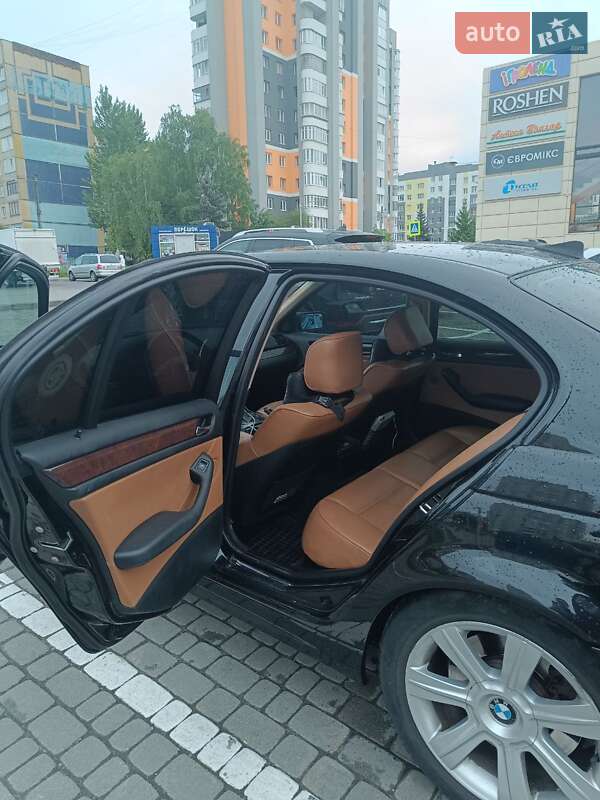 Седан BMW 3 Series 2002 в Ужгороде