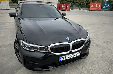 Седан BMW 3 Series 2022 в 