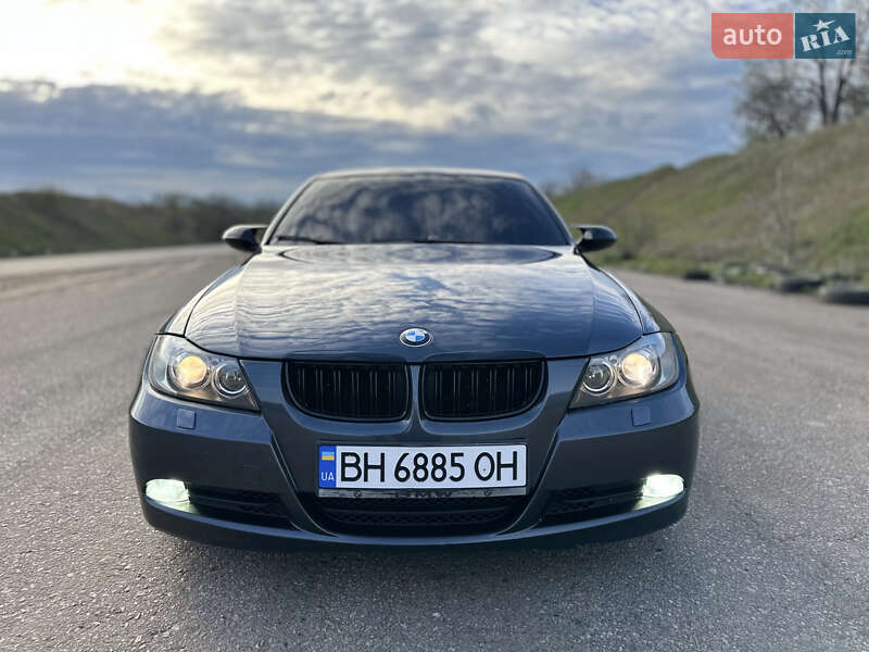 Седан BMW 3 Series 2006 в Одессе