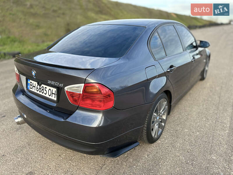 Седан BMW 3 Series 2006 в Одессе