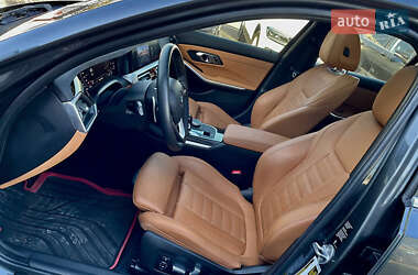 Седан BMW 3 Series 2019 в 