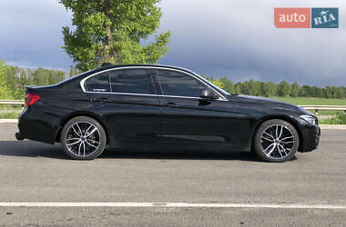 Седан BMW 3 Series 2017 в 