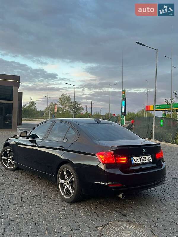 Седан BMW 3 Series 2013 в Киеве