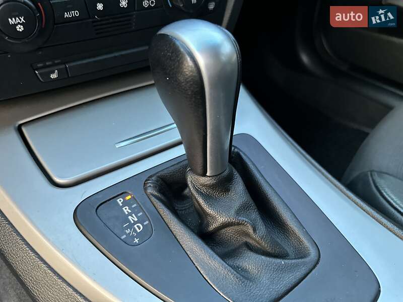 Седан BMW 3 Series 2006 в Одесі