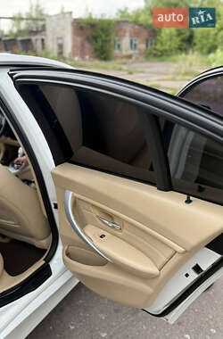 Седан BMW 3 Series 2012 в 