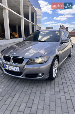 Универсал BMW 3 Series 2010 в Костополе