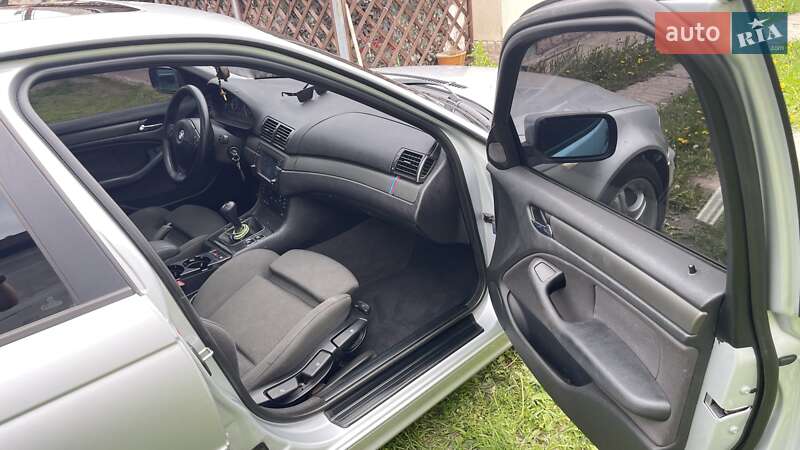 Седан BMW 3 Series 2003 в Богодухове
