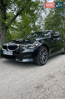 Седан BMW 3 Series 2022 в Кропивницькому