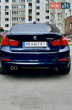 Седан BMW 3 Series 2013 в 