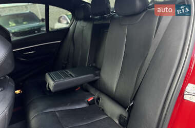 Седан BMW 3 Series 2016 в 