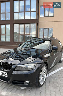 Универсал BMW 3 Series 2009 в Ровно
