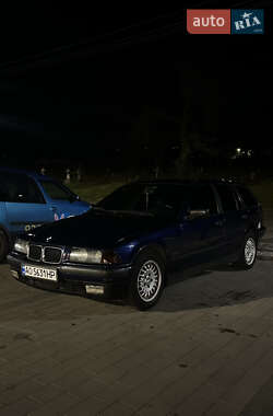 Універсал BMW 3 Series 1995 в Ужгороді