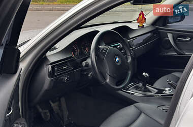 Седан BMW 3 Series 2005 в 