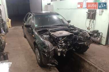 Седан BMW 3 Series 2003 в Вышгороде
