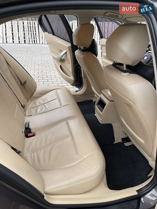 Седан BMW 3 Series 2012 в Могилев-Подольске фото 14 Седан BMW 3 Series 2012 в Могилев-Подольске