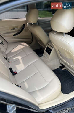 Седан BMW 3 Series 2015 в 