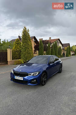 Седан BMW 3 Series 2022 в 