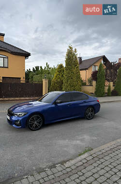 Седан BMW 3 Series 2022 в 