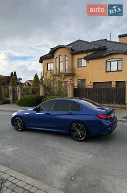 Седан BMW 3 Series 2022 в 