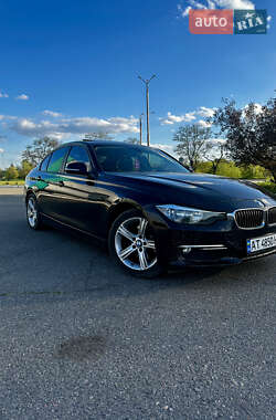 Седан BMW 3 Series 2013 в Павлограде