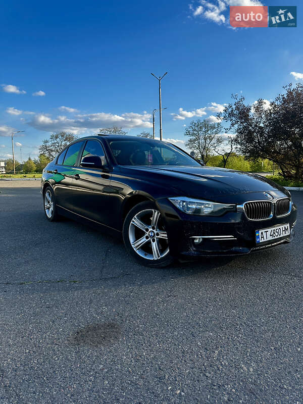 Седан BMW 3 Series 2013 в Павлограде
