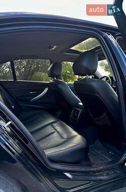 Седан BMW 3 Series 2012 в 