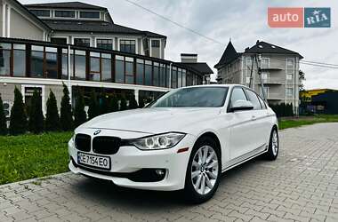 Седан BMW 3 Series 2013 в Черновцах