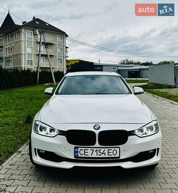 Седан BMW 3 Series 2013 в Черновцах