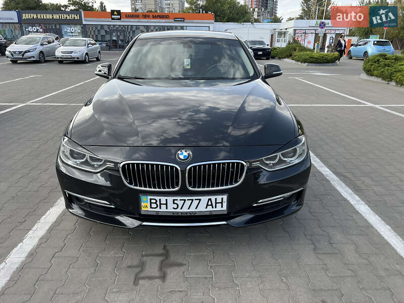 Седан BMW 3 Series 2013 в 