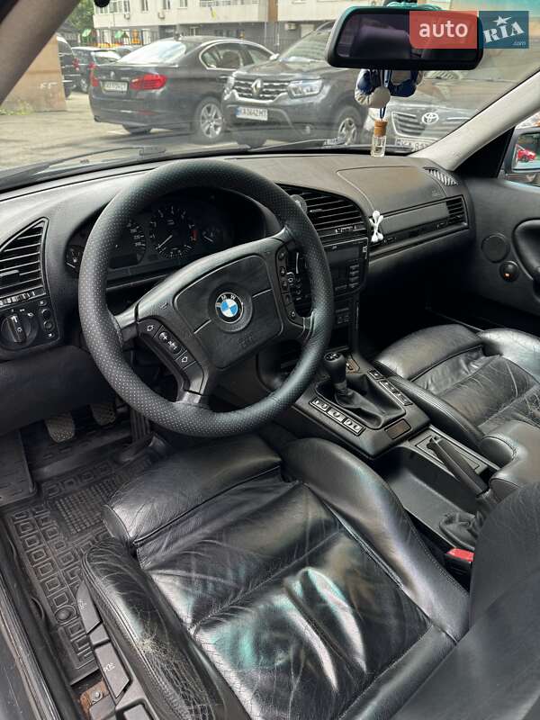 Седан BMW 3 Series 1996 в Киеве фото 11 Седан BMW 3 Series 1996 в Киеве