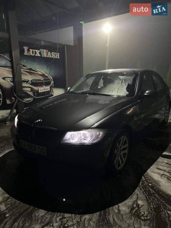 Седан BMW 3 Series 2006 в Киеве