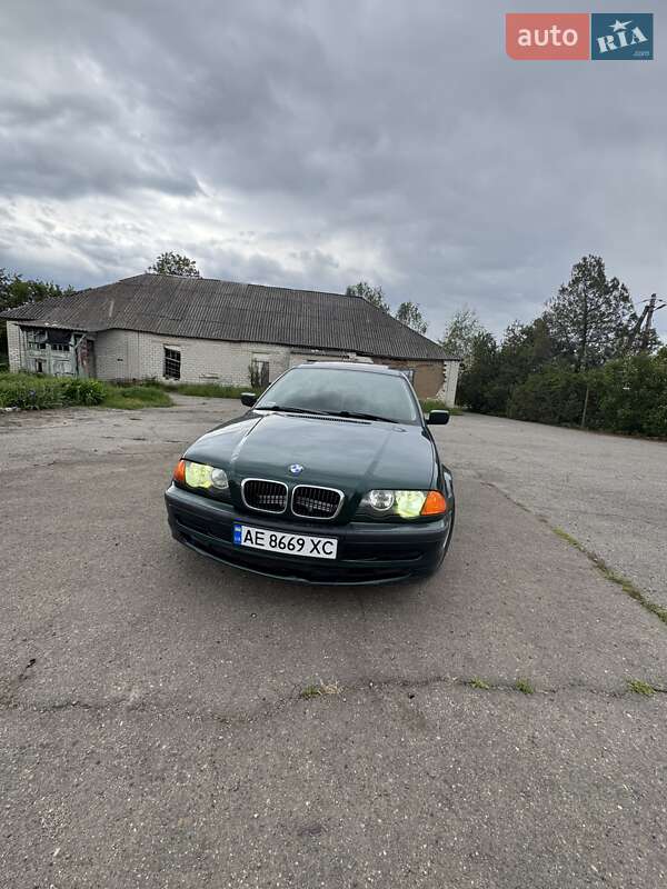 Седан BMW 3 Series 1999 в 