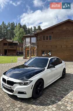 Седан BMW 3 Series 2016 в Києві