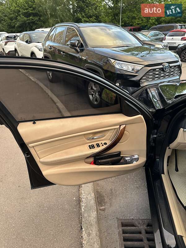 Седан BMW 3 Series 2012 в Киеве