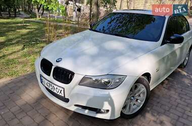Седан BMW 3 Series 2011 в 