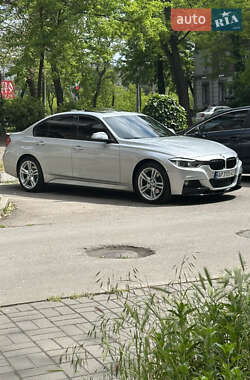 Седан BMW 3 Series 2017 в Запорожье