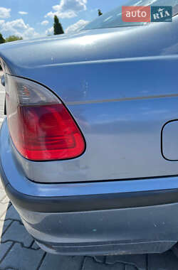 Седан BMW 3 Series 2001 в 