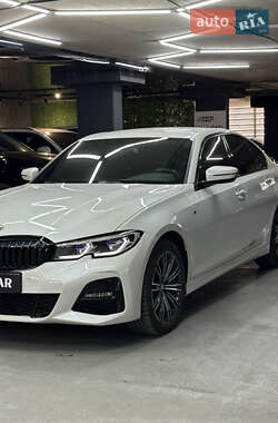 Седан BMW 3 Series 2022 в 