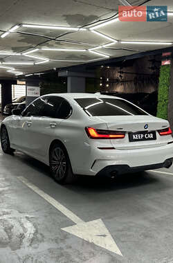 Седан BMW 3 Series 2022 в 