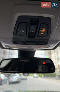 Седан BMW 3 Series 2013 в 