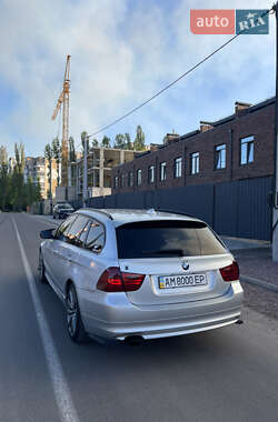Универсал BMW 3 Series 2010 в 
