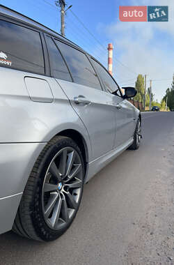 Универсал BMW 3 Series 2010 в 