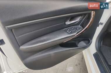 Седан BMW 3 Series 2014 в 